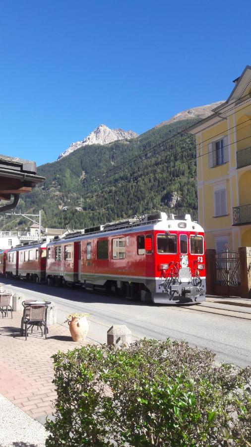 Hotel Posta Poschiavo Kültér fotó