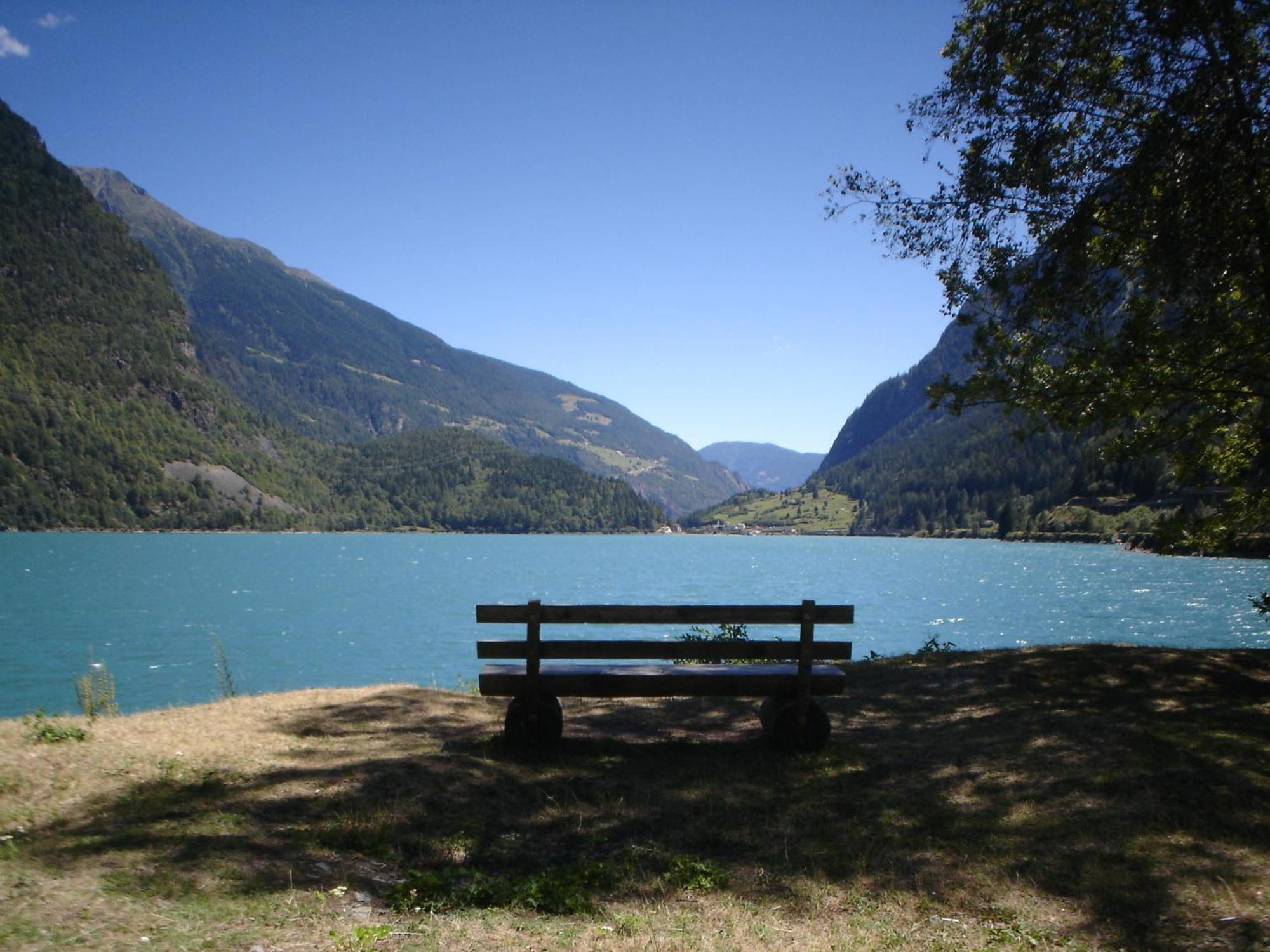 Hotel Posta Poschiavo Kültér fotó